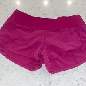 HOT PINK LULU SHORTS 2.5”